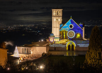 Natale ad Assisi tra arte contemporanea e presepi artistici