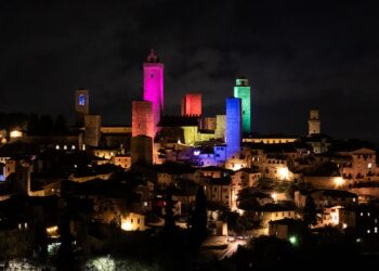 “Accade d’Inverno”: San Gimignano accende la magia del Natale