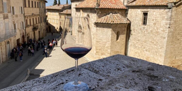 Dal 24 al 26 aprile a San Quirico d’Orcia (SI) torna Orcia Wine Festival