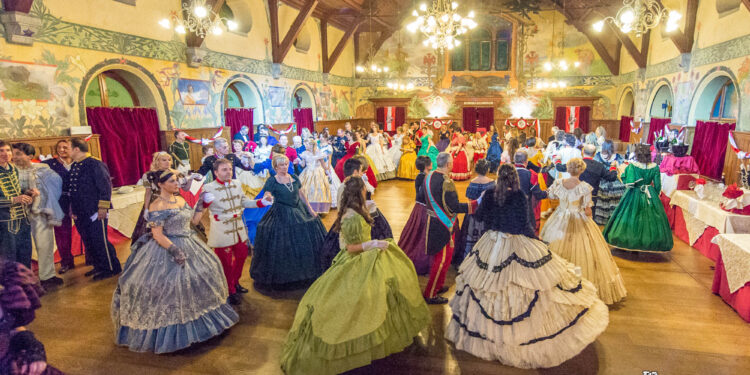 Alla corte di Sissi: dall’11 al 16 febbraio il fiabesco Carnevale Asburgico a Madonna di Campiglio