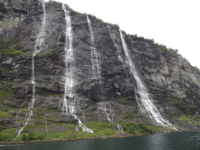 Cascate sul Geirangerfjord Cascate sul Geirangerfjord