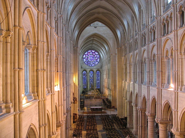Cattedrale di Nostra Signora di Laon Cattedrale di Nostra Signora di Laon