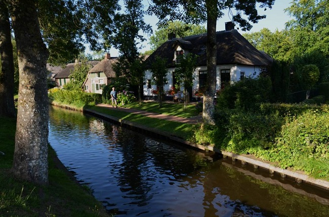 Giethoorn - la Venezia dei Paesi Bassi Giethoorn - la Venezia dei Paesi Bassi