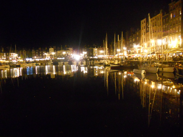 Honfleur–porticciolo-by-night Honfleur–porticciolo-by-night
