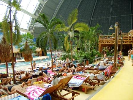La spiaggia del Tropical Islands La spiaggia del Tropical Islands