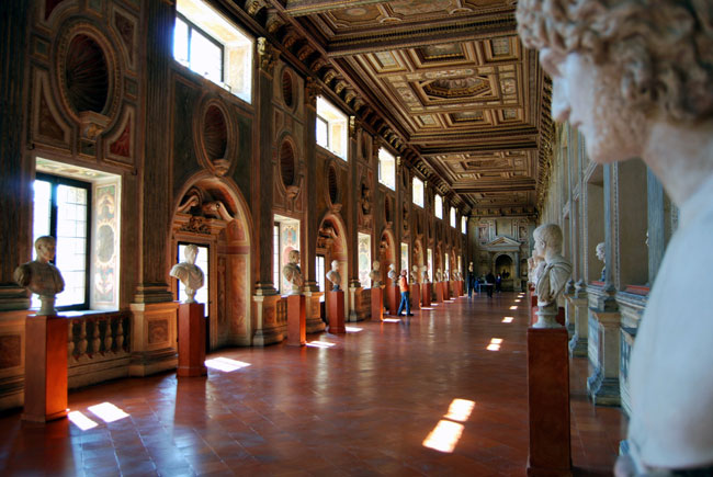 Mantova - Galleria PALAZZAO del TE Mantova - Galleria PALAZZAO del TE