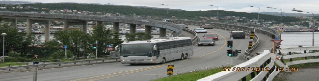 Tromsø – Ponte visto dalla Chiesa Artica Tromsø – Ponte visto dalla Chiesa Artica