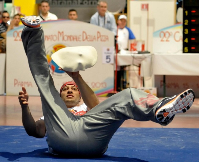 campionato-pizza-acrobatica-4