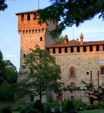 Il Castello di Gazzano Visconti Il Castello di Gazzano Visconti