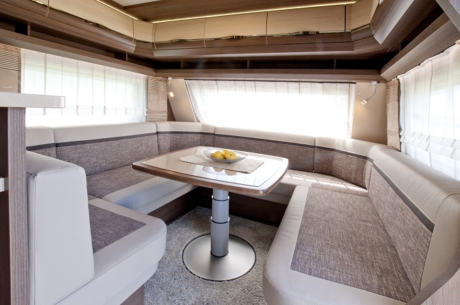 dinette-caravan-prestige-hobby