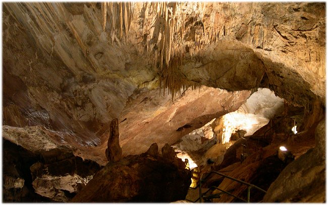 La Grotta di Bossea in Piemonte La Grotta di Bossea in Piemonte