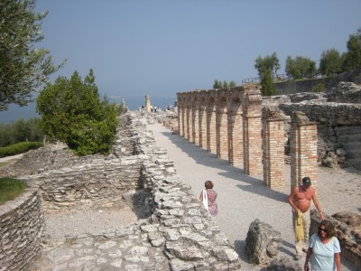 Grotte di Catullo | Resti Romani