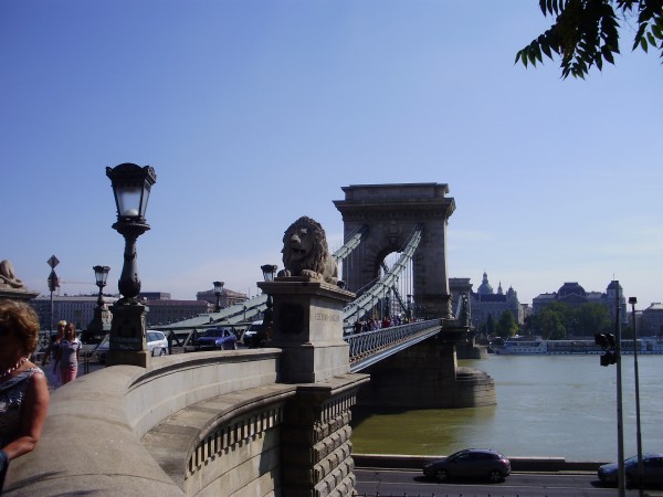 Budapest, il ponte delle catene Budapest, il ponte delle catene