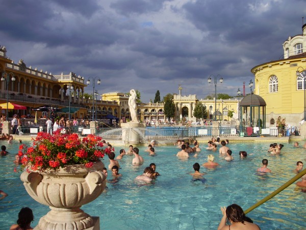 Budapest: le terme Szechenyi. Budapest: le terme Szechenyi.