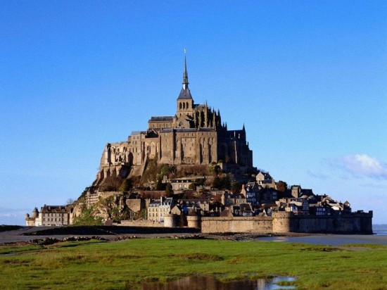 Il Castello di MONT SAINT MICHEL Il Castello di MONT SAINT MICHEL