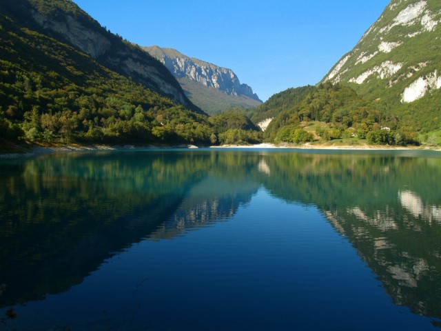 Lago di Tenno Lago di Tenno