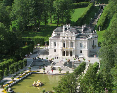 Linderhof il Castello di Re Ludwig II Linderhof il Castello di Re Ludwig II