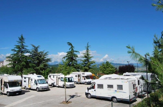 montedinove-area sosta
