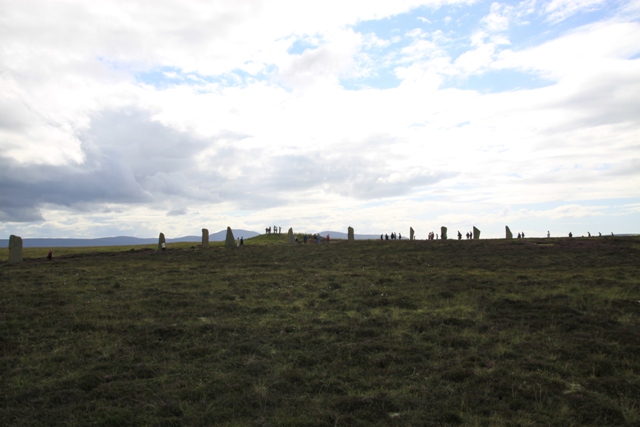 Il Ring of Brodgar un cerchio formato da pietre tipo Stonehenge Il Ring of Brodgar un cerchio formato da pietre tipo Stonehenge