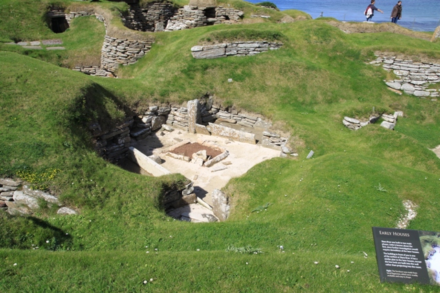 Skara Brae resti di abitazioni neolitiche ritrovati sotto terra Skara Brae resti di abitazioni neolitiche ritrovati sotto terra