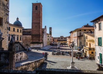 #Pietrasanta365: in Toscana una festa tra fede e gusto, benedizione della gola, arte e musei