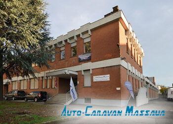AUTO-CARAVAN MASSAUA