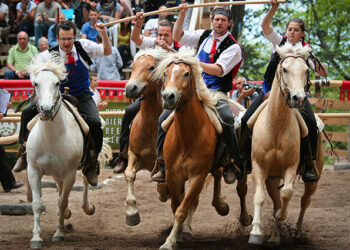 Alpe-di-Siusi-Marketing-Cavalcata-Oswald-Von-Wolkenstein-Sara-Baroni
