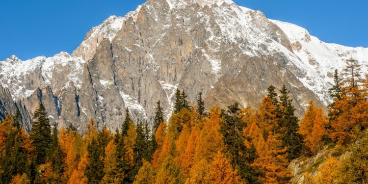 Magia e colori d’autunno a Courmayeur