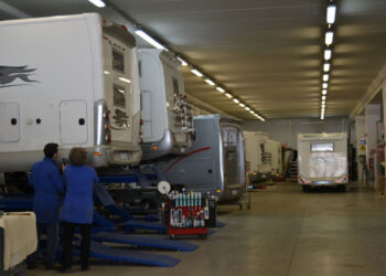 Niesmann+Bischoff officina Due Elle
