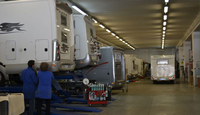 Niesmann+Bischoff officina Due Elle