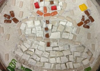 uno dei mosaici realizzati durante il laboratorio didattico