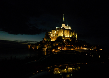 Le Mont Saint Michel – vista notturna