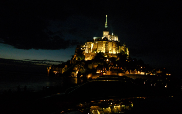 Le Mont Saint Michel – vista notturna