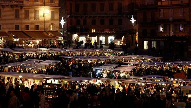 A Siena rivive lo storico Mercato nel Campo