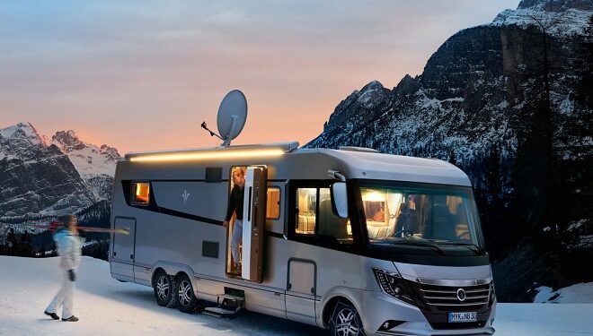 Wintercamping: Glamping, vin brûlé e divertimento sugli sci, senza confini con Niesmann+Bischoff