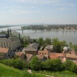 Veduta del Ponte Maria Valeria che unisce Esztergom con Štúrovo
