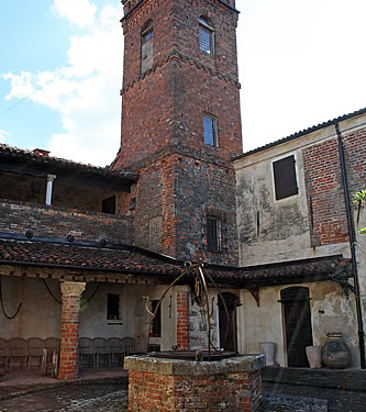L’Atmosfera di Natale al castello di Monteu Roero il 6 dicembre 2015