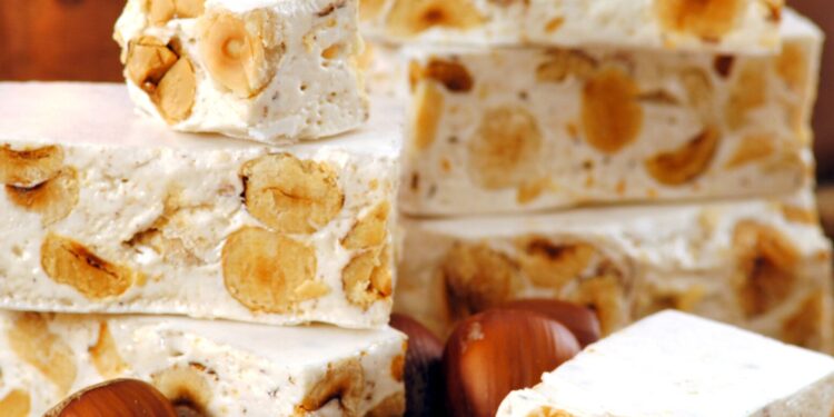 Dal 12 al 20 novembre a Cremona torna la storica Festa del Torrone