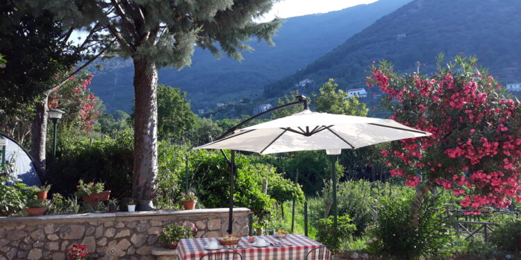 Garden Sharing: le strutture per una fuga romantica