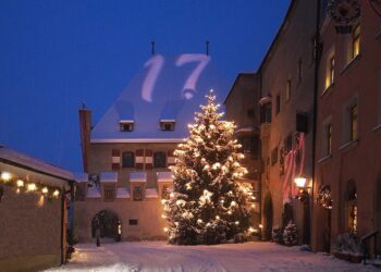 Natale di Cristallo a Hall-Wattens nel cuore delle Alpi tirolesi
