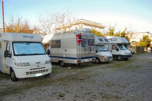 Raduno camper 25 aprile ai Giardini di Pina (Pompei)