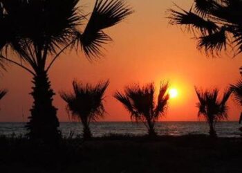 La spiaggia del campeggio di Pamucak