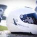 ‘- L’importanza del casco per il motociclista