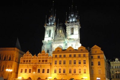 Praga di notte