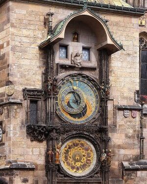 Praga, Piazza della Città Vecchia, Orologio Astronomico