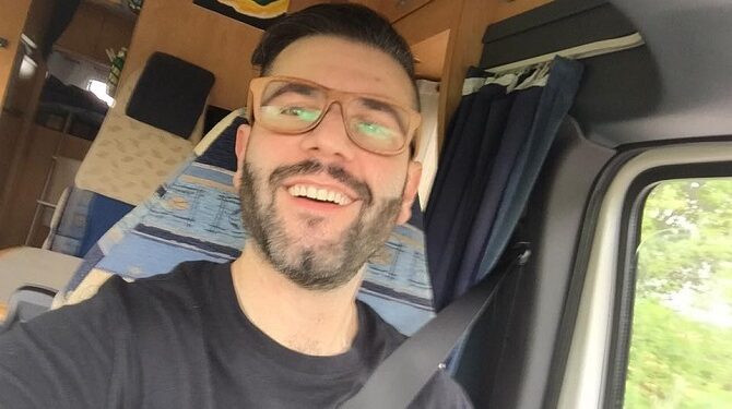 Il salto di Stefano: il camper come mezzo di lavoro e di ‘casa’
