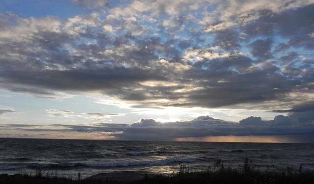 Svezia Isola di Oland : panorama sul mare al tramonto