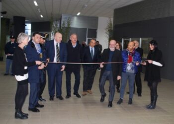 Taglio del nastro a VITA ALL’ARIA APERTA