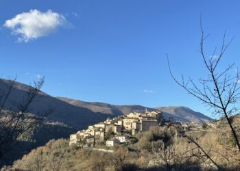 “Sentieri, Vicoli e Racconti” – Dal 6 marzo al 18 aprile a Vallo di Nera esperienze nella natura