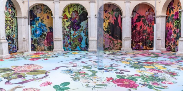 “Flowers. Meravigliosa Natura”: l’estate al Chiostro del Bramante tra arte, scienza e natura